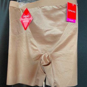 Spanx S/P Girl Short Cafe au lait color